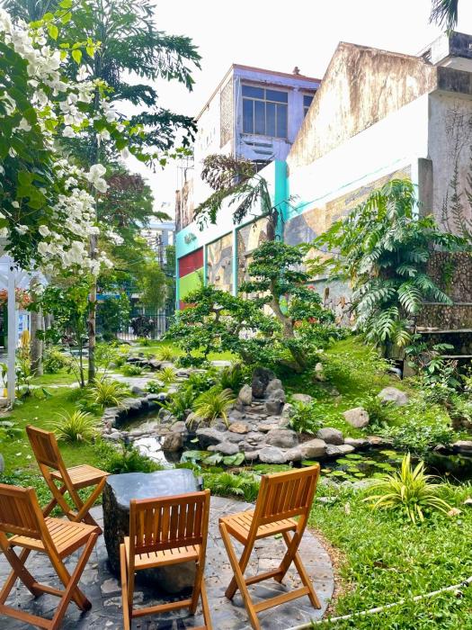 Phòng cho thuê cao cấp trong biệt thự có sân vườn, bếp