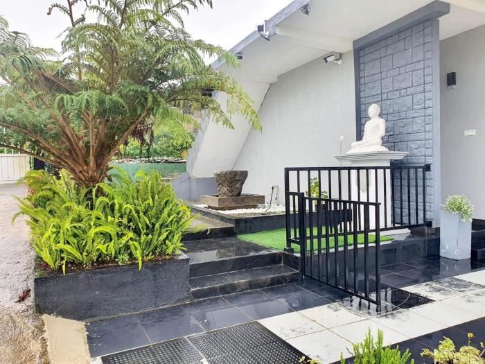 The Green Hybrid Holiday Bungalow