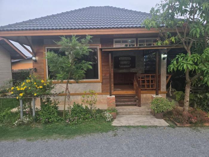 Cocoa Hut