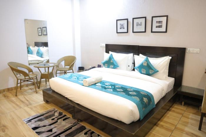 Hotel Pearl Pavallion - Medicity Gurugram, Near Medanta Hospital