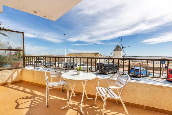 Ground Floor Seaside Residence with AC