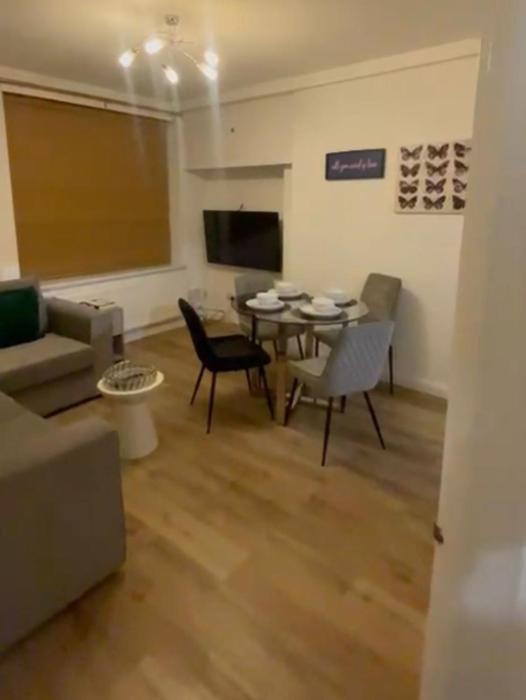 Zone 2 Cosy 1 Bedroom Apartment Sleeps 3
