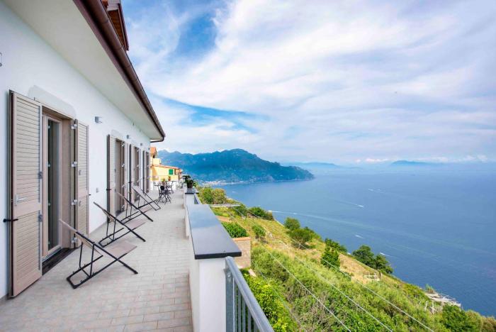 Coastal Escape, Amalfi