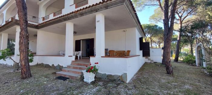 VILLA PIETRAMARINA CALA LIBEROTTO appartamento 6 posti