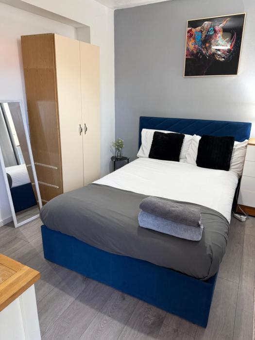 Comfortable Stay With Garden View Near Long Riding