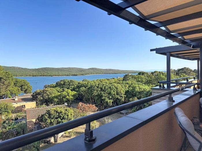 APPT T3 terrasse dans résidence bord de mer avec piscine