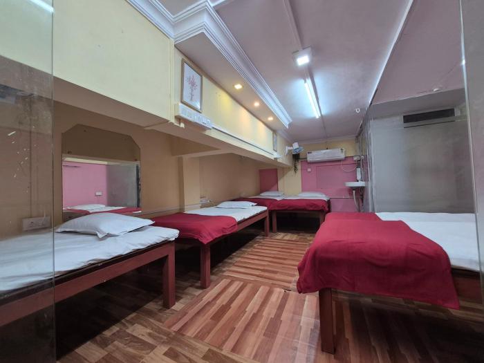 Swami Single Bed Dormstay