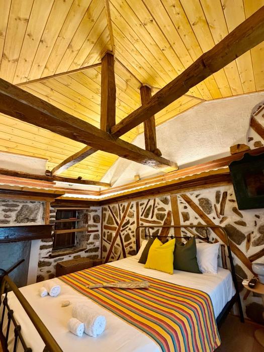 Atelies View House