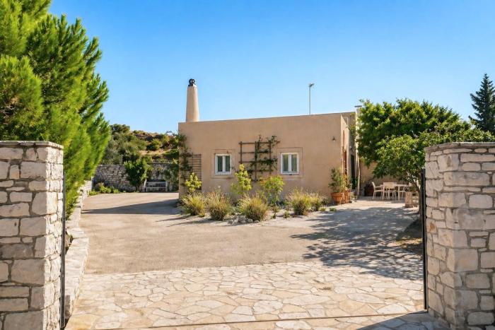KYTHIRA ISLAND RETREAT