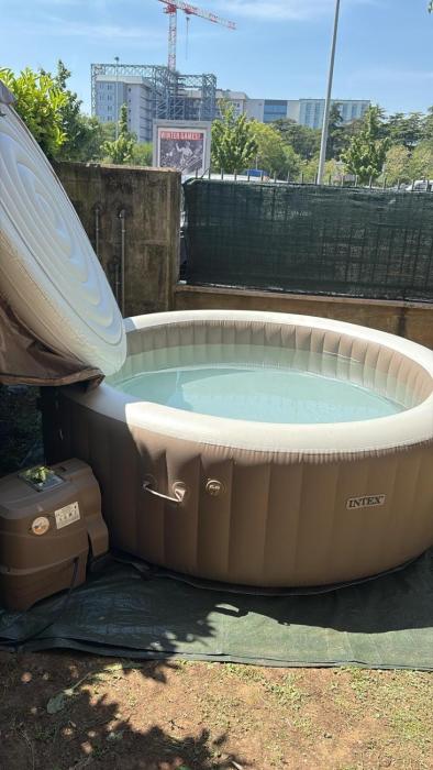 Garden Jacuzzi House