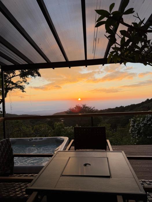 Nest Chalet Monteverde