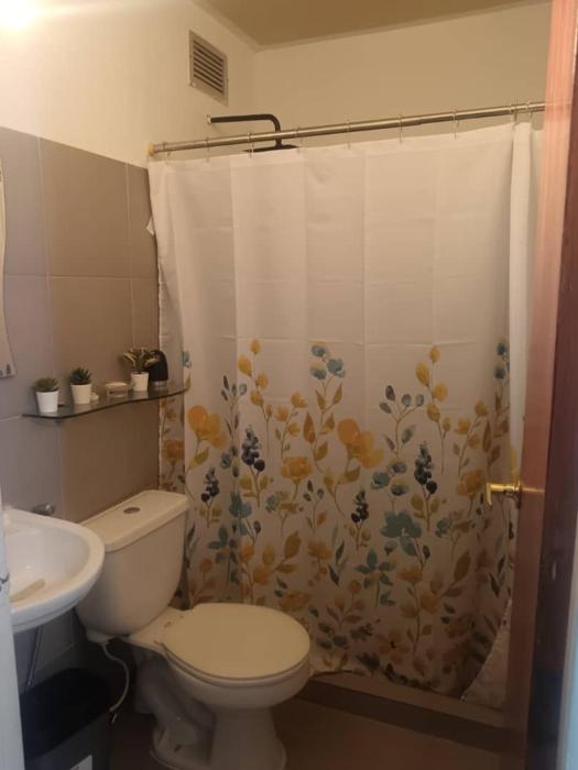 Apartamento con piscina en conjunto cerrado