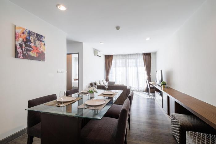 HUGE Luxury Condo Center of BKK! 5 mins BTS Asok!