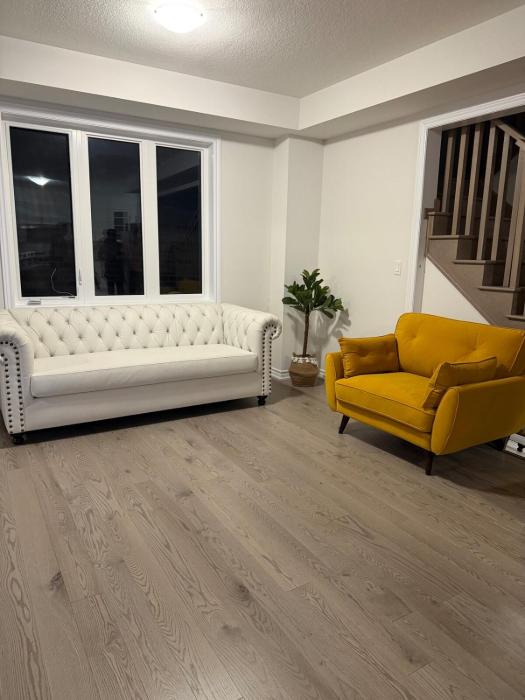 New Modern Luxury by the River in Paris Ontario, 5BR, 7 beds