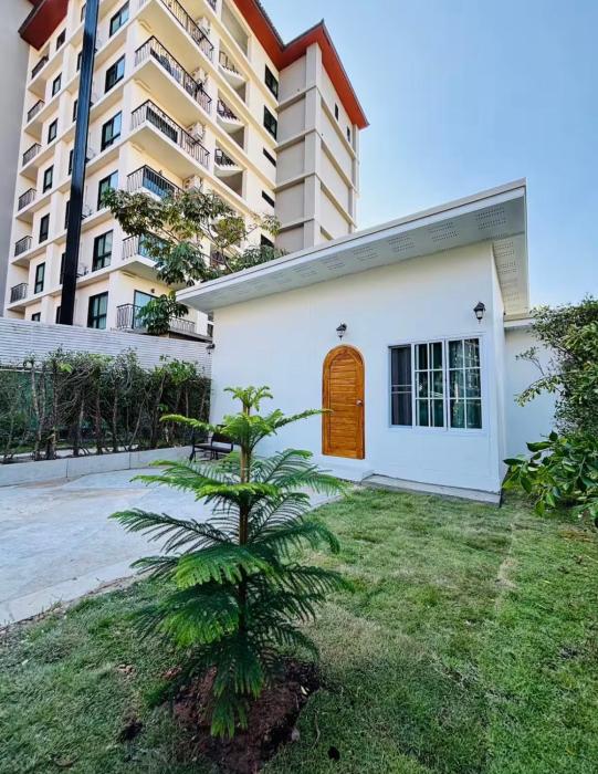 Mr Chang House
