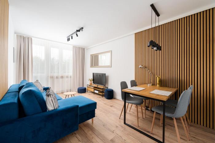 Metro Kondratowicza Stylish Apartment by BookingHost