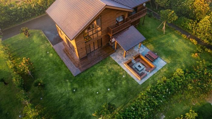 Cairns House by SANA