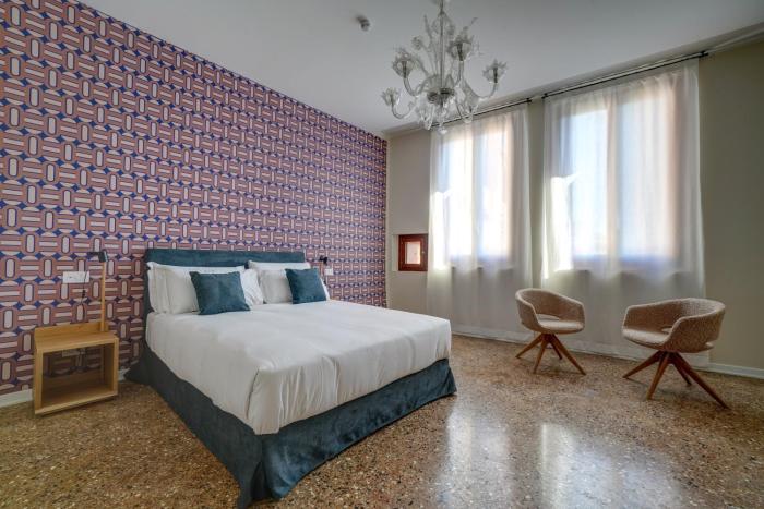 CampoBASE Rooms & Suites