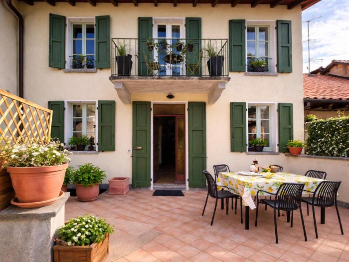 Cozy Countryside Home with Terrace