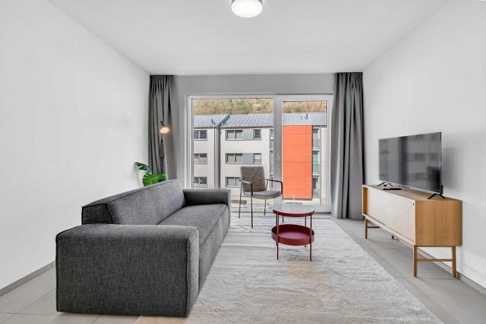 Modern 1BR Near Kirchberg and Airport