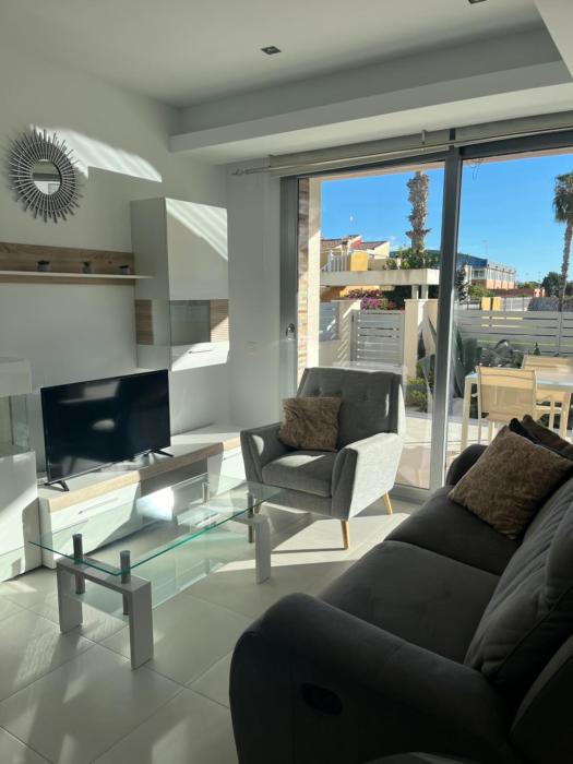 Casa Laguna