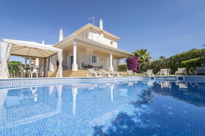 Villa Tulipa by Algarve Holidays