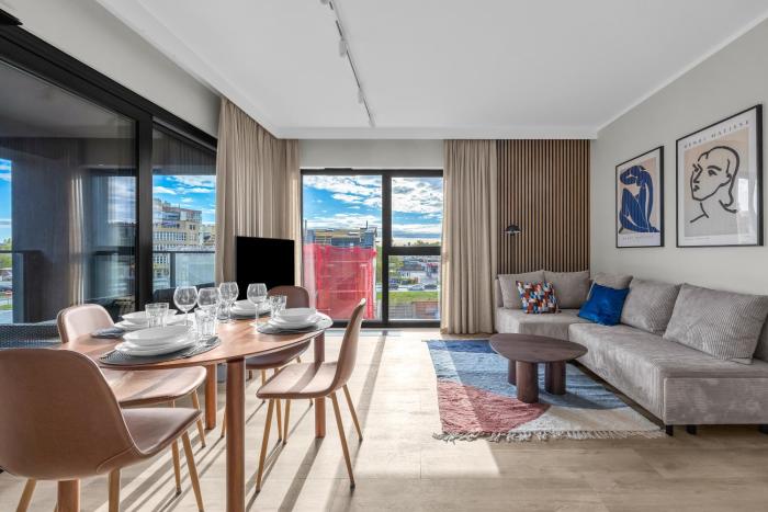 Górczewska Apt - Balcony, Parking, Air Con - by Rentujemy