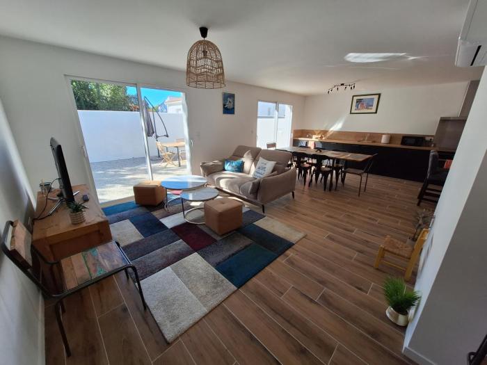 maison 3 chambres 8 personnes LE CHATEAU DOLERON
