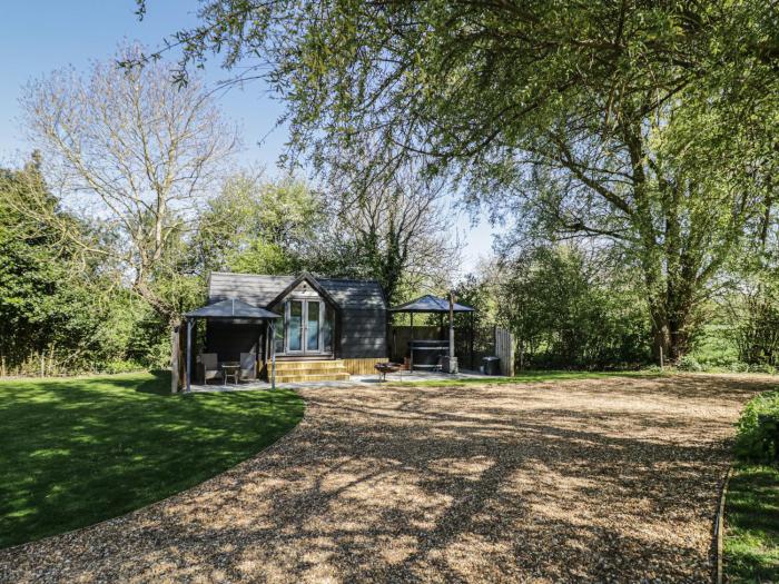 Willow Lodge At Bridge Lake Farm & Fishery