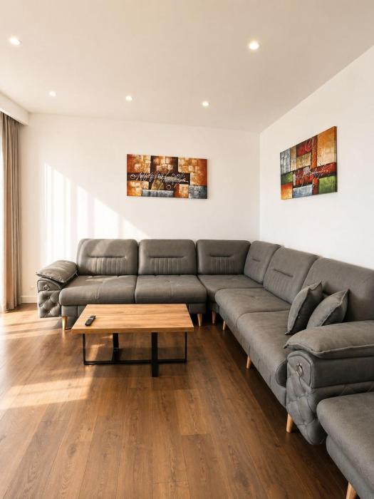 FEEL at HOME 2