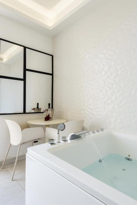Suite luxe jacuzzi - CANNES SUQUET