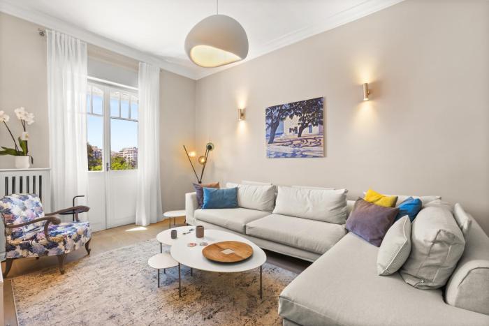 Luxury 2BR Across Archaeological Museum