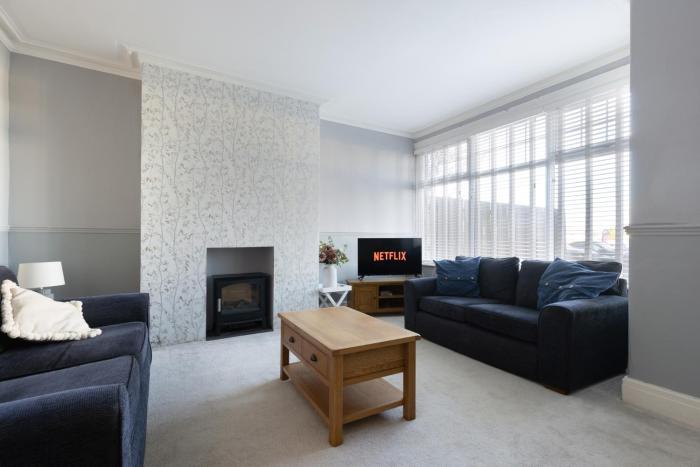 Cosy 3BR weekly stay, Central, Parking, Ideal for Work stays