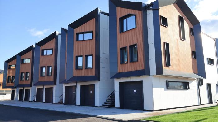 Complex SamElyon Residence