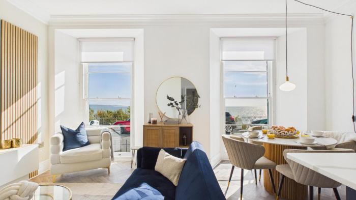 No 4 Croft House - Luxury 2 Bed Apartment - Tenby