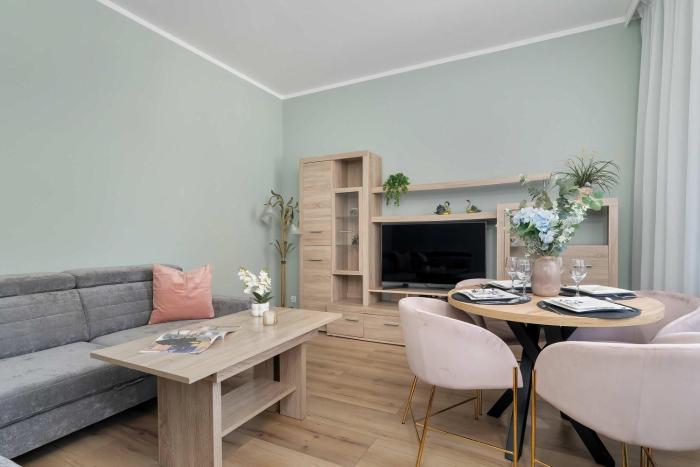Modern Studio close to the Old Market Square and the Warta River by Noclegi Renters