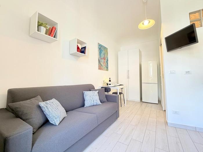 2 min from Porta Nuova - Modern Studio