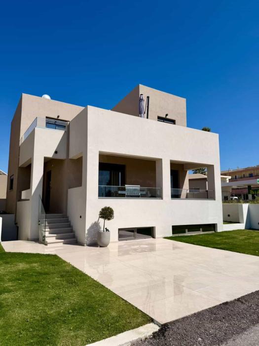 Ethernal Luxury Maisonette-Next to the sea