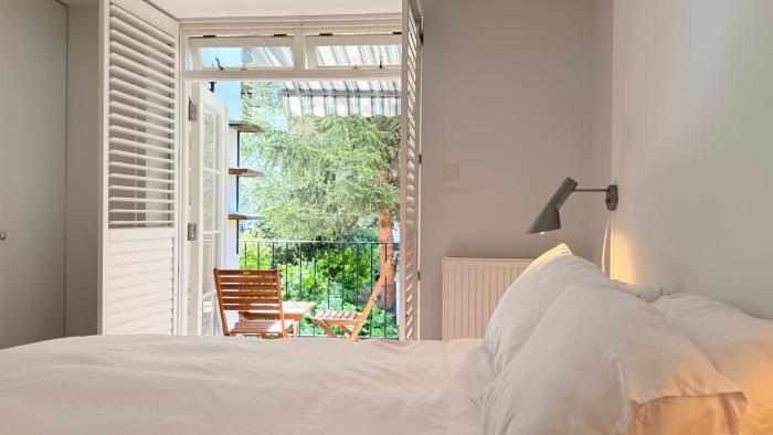 2-Bed Flat 2 Min Walk to Paddington & Hyde Park