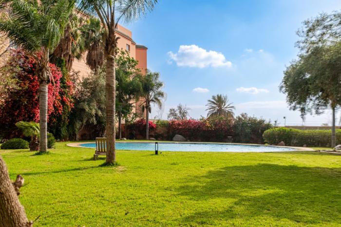 Oasis urbaine à lHivernage Piscine et Jardin