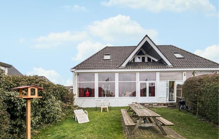 6 Bedroom Cozy Home In Oudega