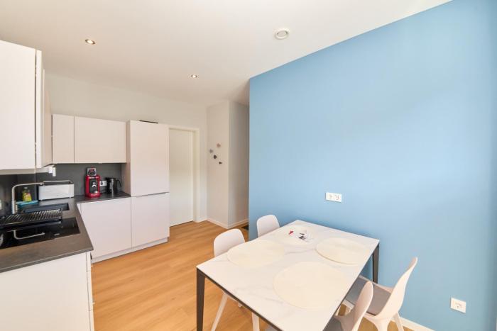 Burgblick Apartment Schieferblau