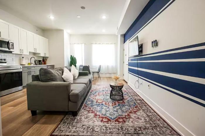 2BR Near Temple Sleeps 4 WD Rooftop