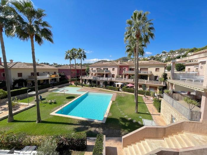 Casa Isabella Moraira - Terrace, Pool & Remote-Work Friendly