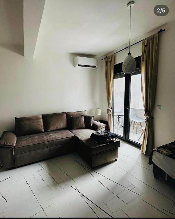 Sarah Apartments