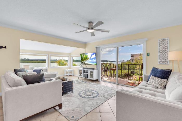 Bayview Villas 101