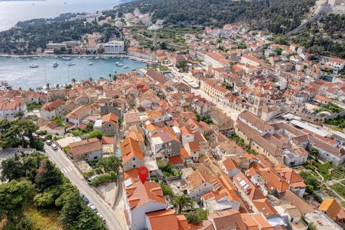 Family-friendly apartments with swimming pool Hvar - 25388