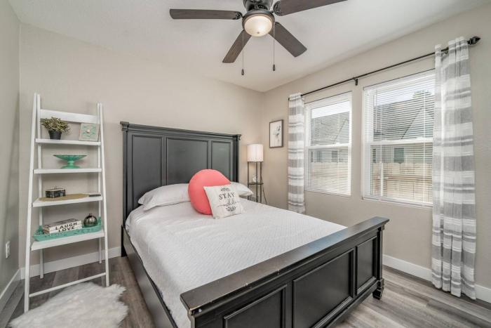 Nearby Downtown Wichita W In Unit W&D!