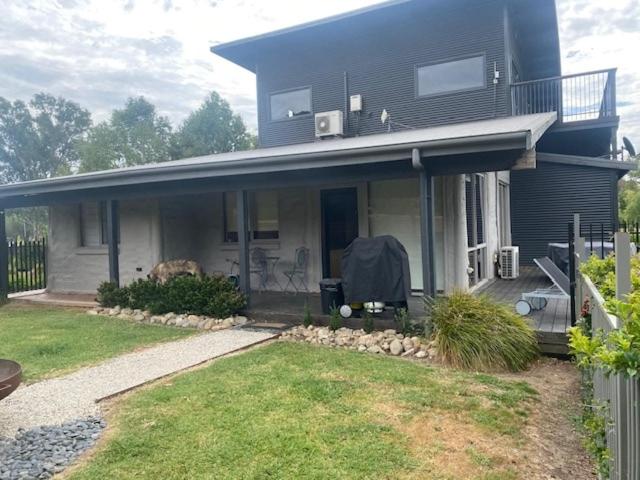 Golden Perch Cottage at Goulburn River Lodge