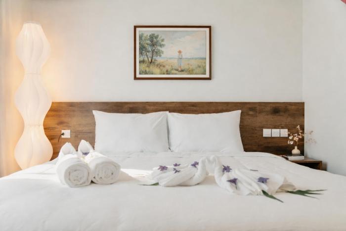 Happy Marina Retreat Hotel